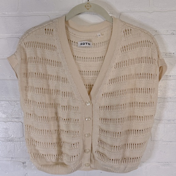 KOTN Acacia Knit cropped cream Vest size small - Picture 4 of 10
